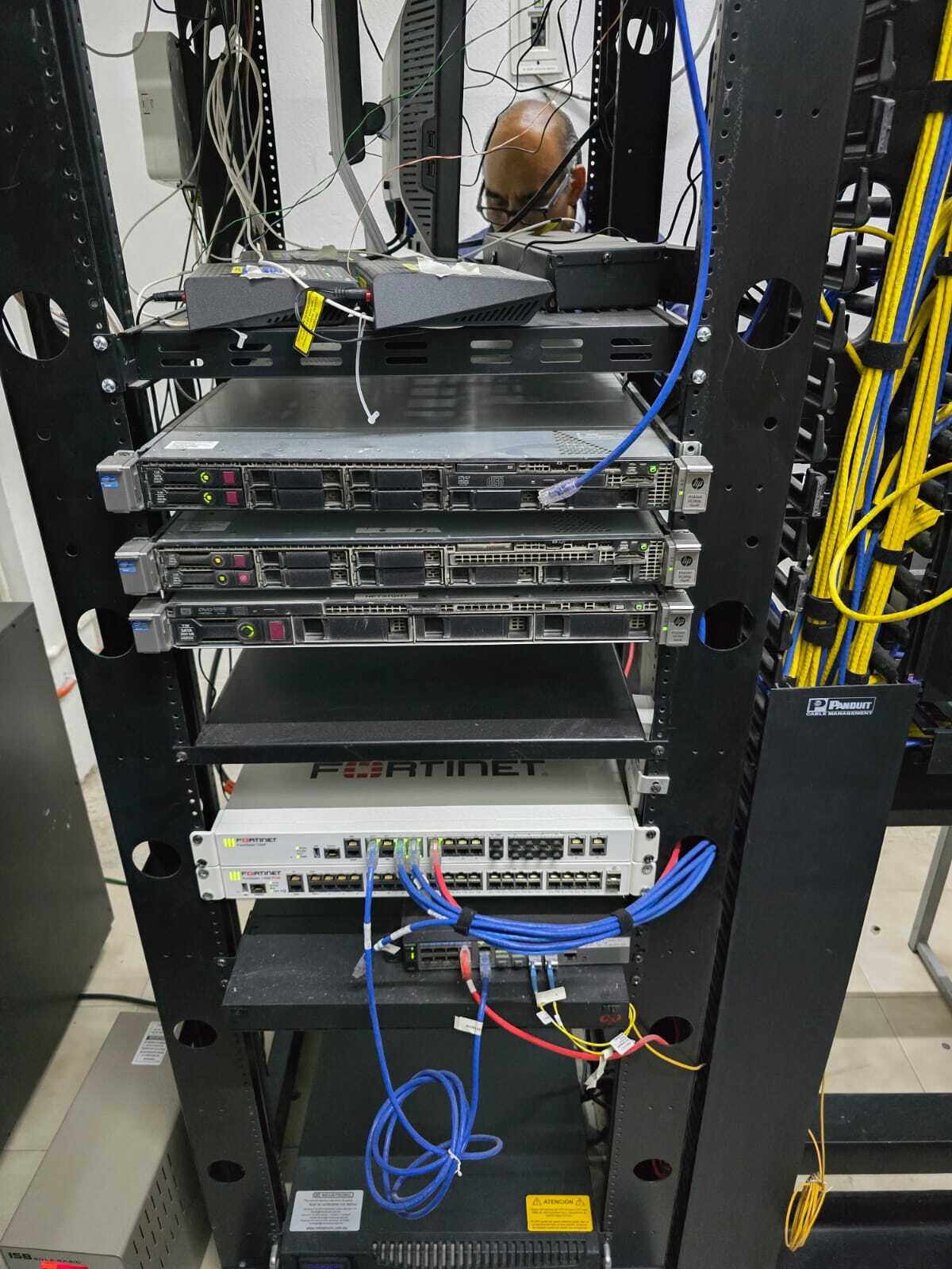 Rack Fortinet